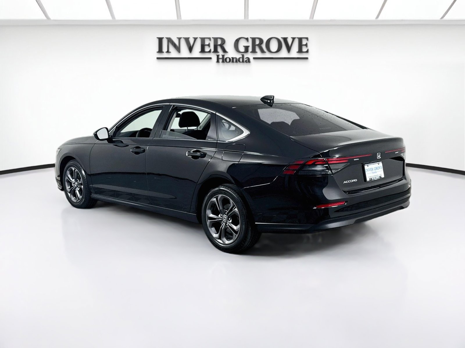 Certified 2023 Honda Accord EX image 7