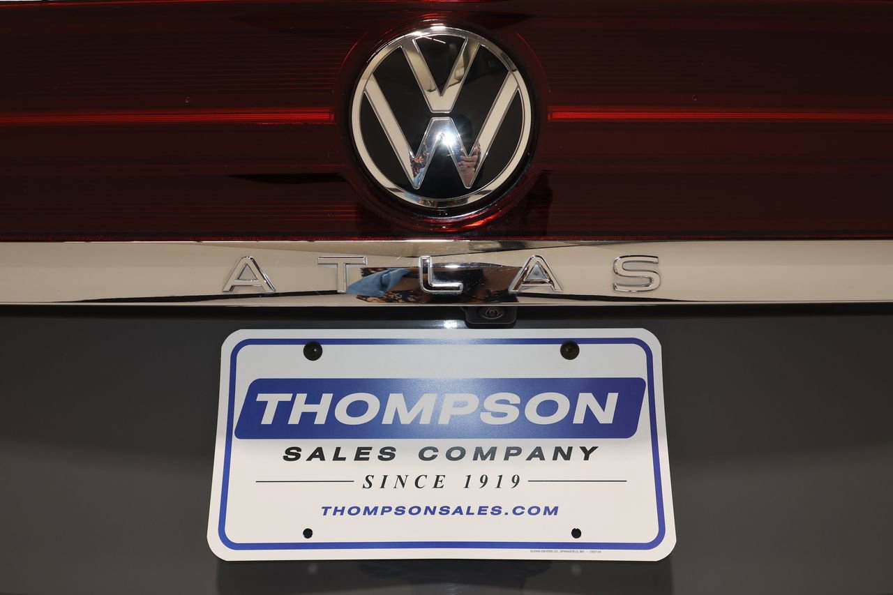 Used 2025 Volkswagen Atlas SEL Premium R-Line image 38