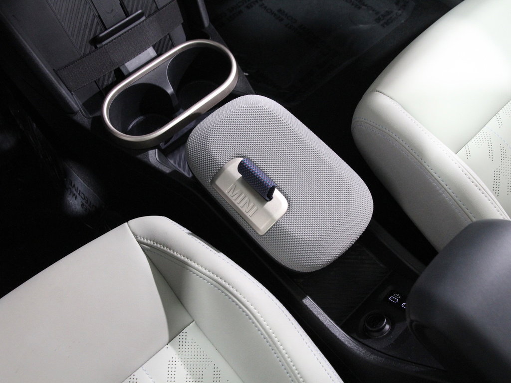 Certified 2025 MINI Cooper S image 15