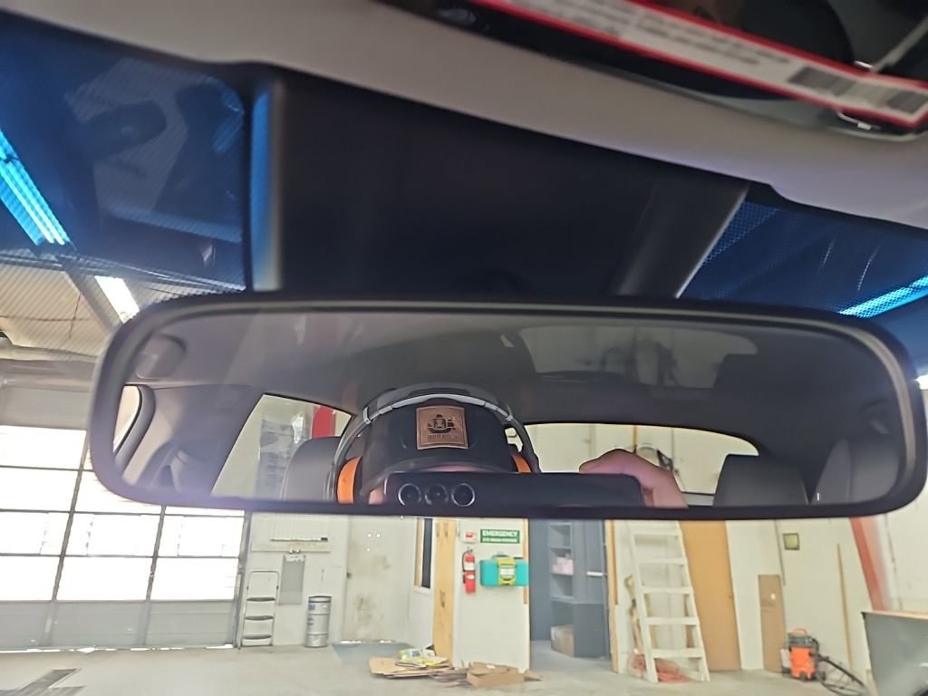 Used 2023 Toyota Venza LE image 25