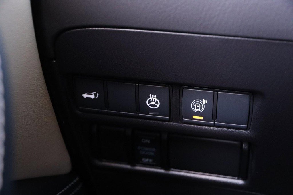 Used 2023 INFINITI QX80 Premium Select w/ Cargo Package image 23