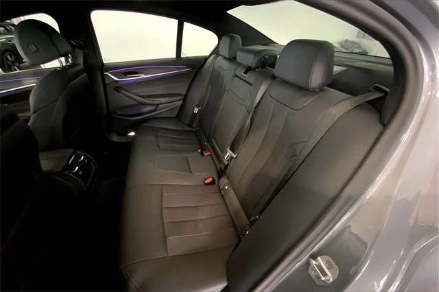 Certified 2023 BMW 540i image 25