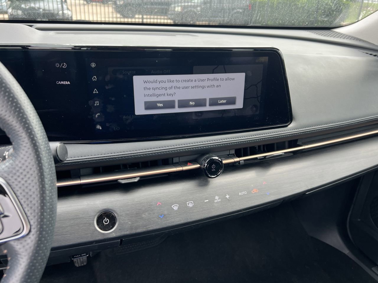 Used 2023 Nissan Ariya AWD image 8