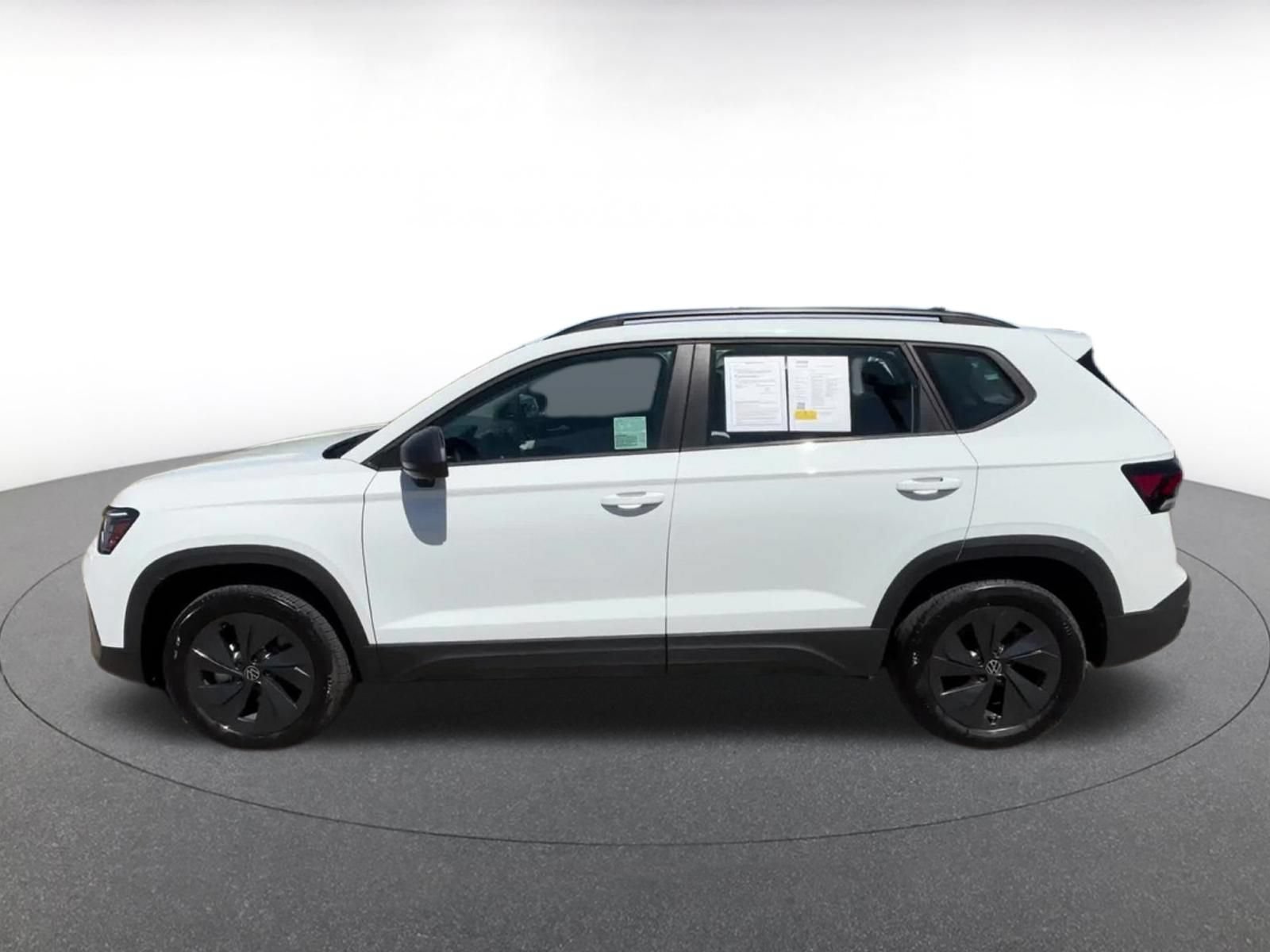 Used 2026 Volkswagen Taos S FWD image 9