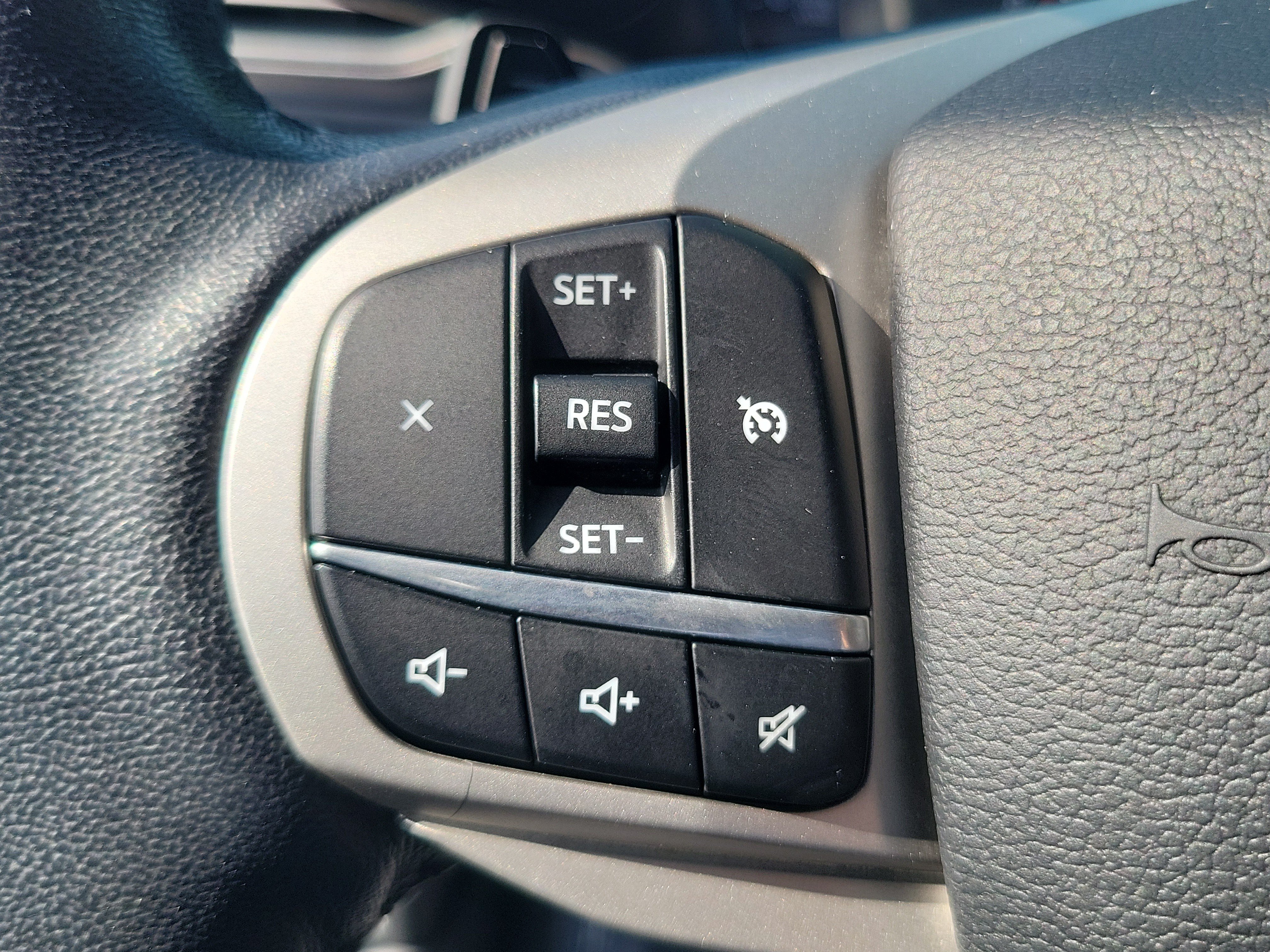 Used 2020 Ford Explorer XLT RWD image 21