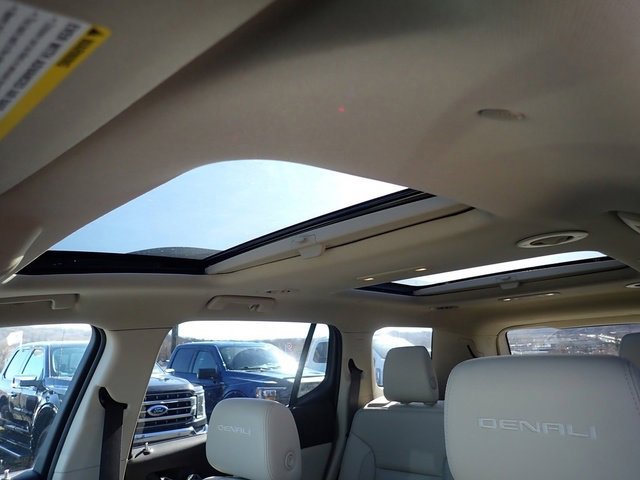 Used 2019 GMC Acadia Denali w/ Technology Package image 24