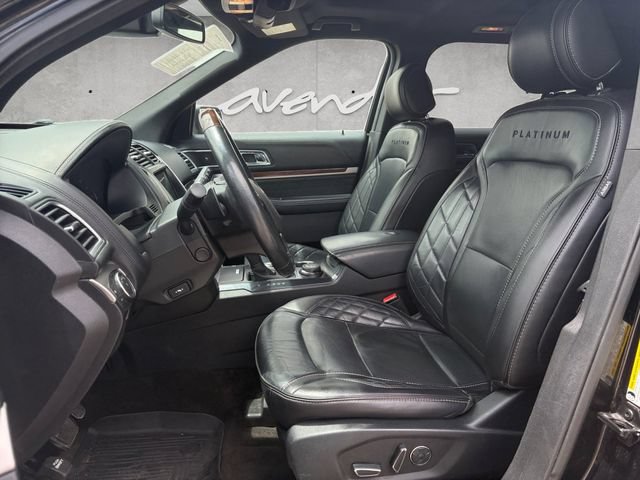 Used 2017 Ford Explorer Platinum AWD/4WD image 19