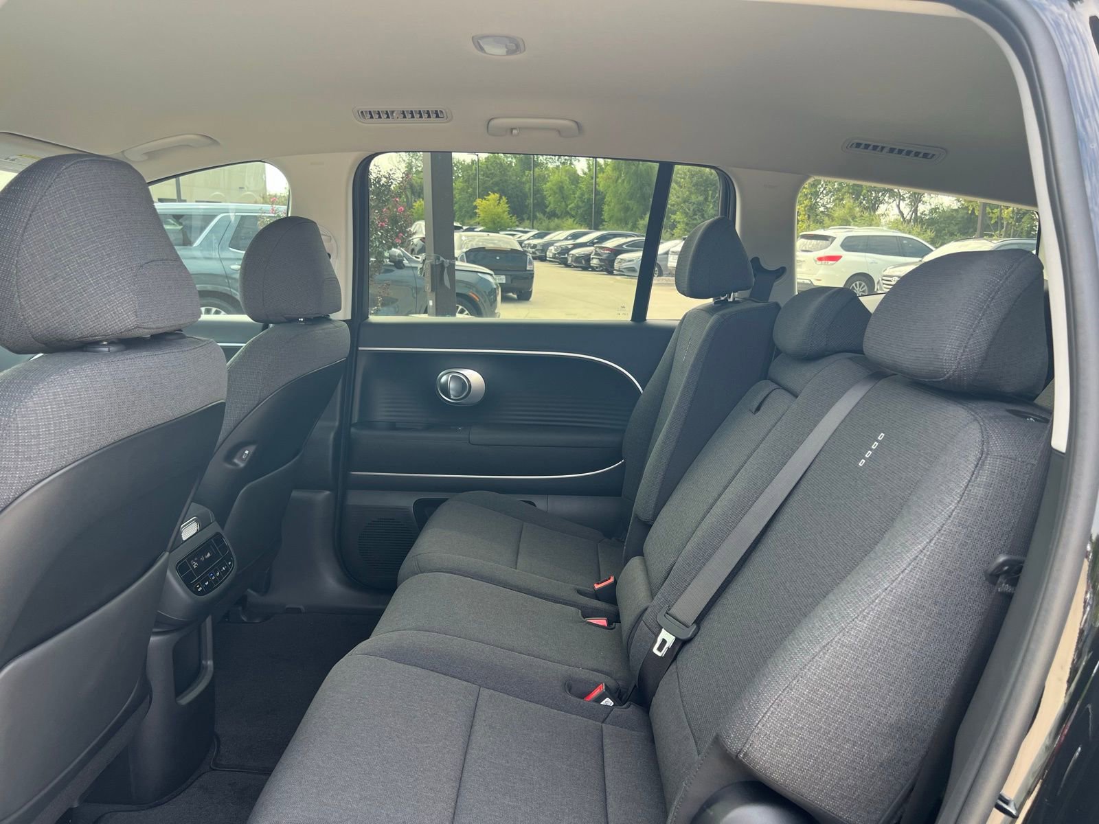 New 2026 Hyundai Ioniq 9 SE image 20