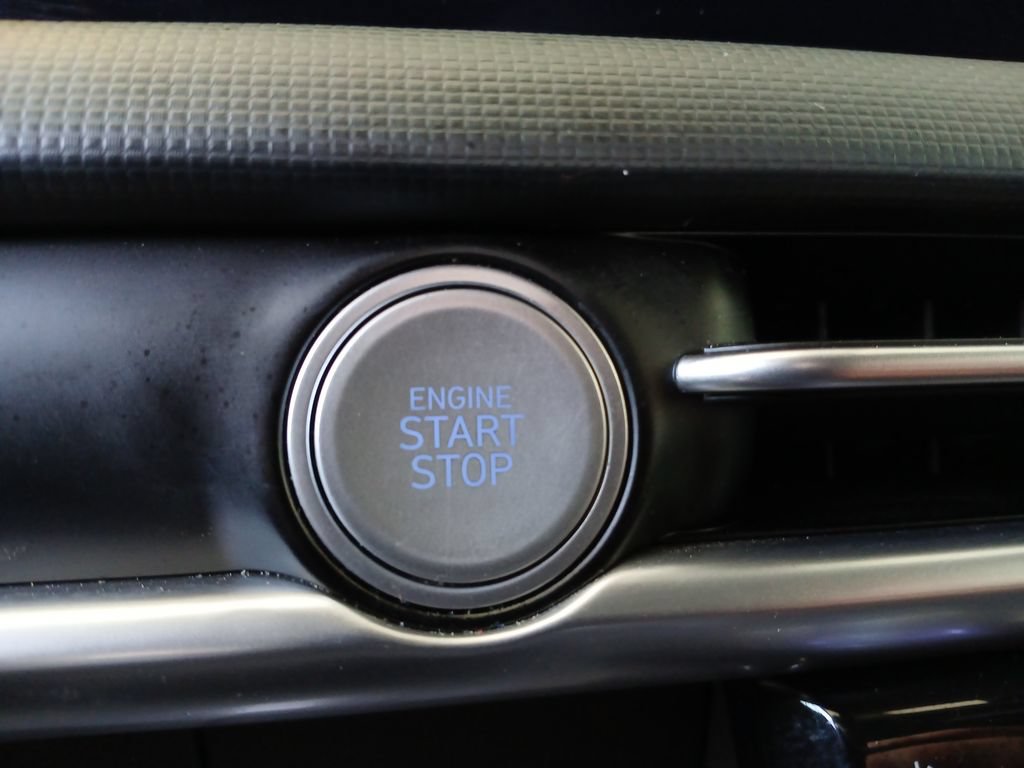 Used 2025 Hyundai Santa Cruz SEL FWD image 17