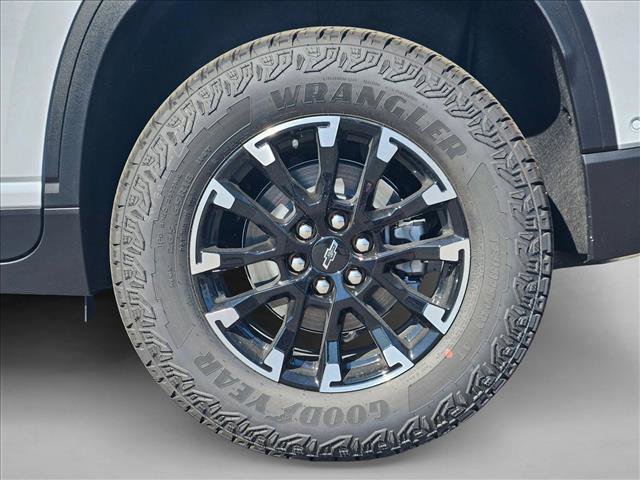 New 2026 Chevrolet Traverse Z71 image 11