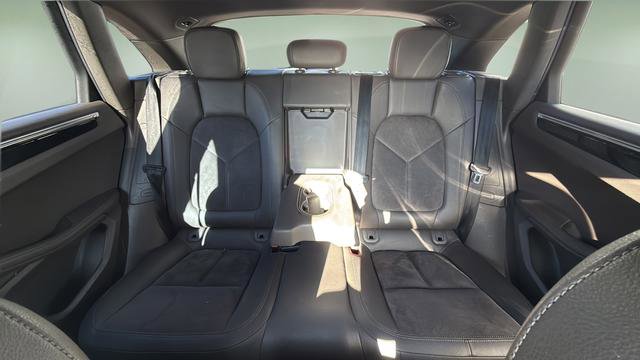 Used 2017 Porsche Macan S AWD/4WD image 14