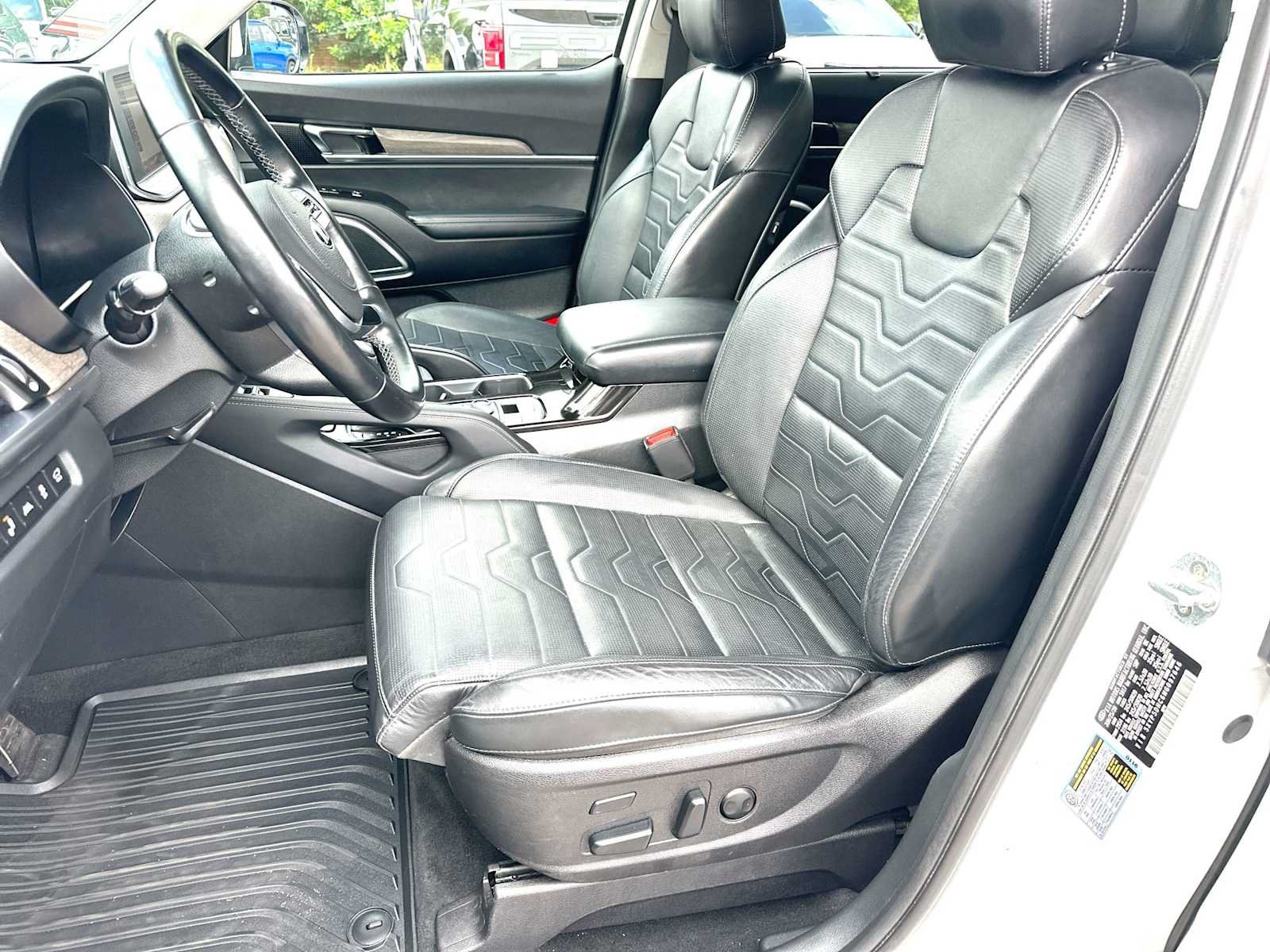 Used 2021 Kia Telluride SX w/ SX Prestige Package AWD/4WD image 17