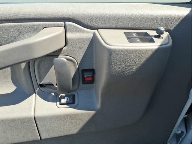Used 2022 Chevrolet Express 3500 Extended w/ Driver Convenience Package RWD image 11