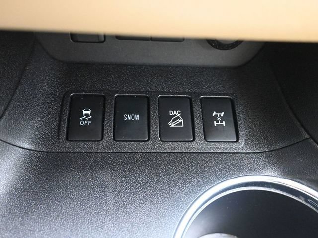 Used 2018 Toyota Highlander XLE w/ Protection Package #3 AWD/4WD image 34