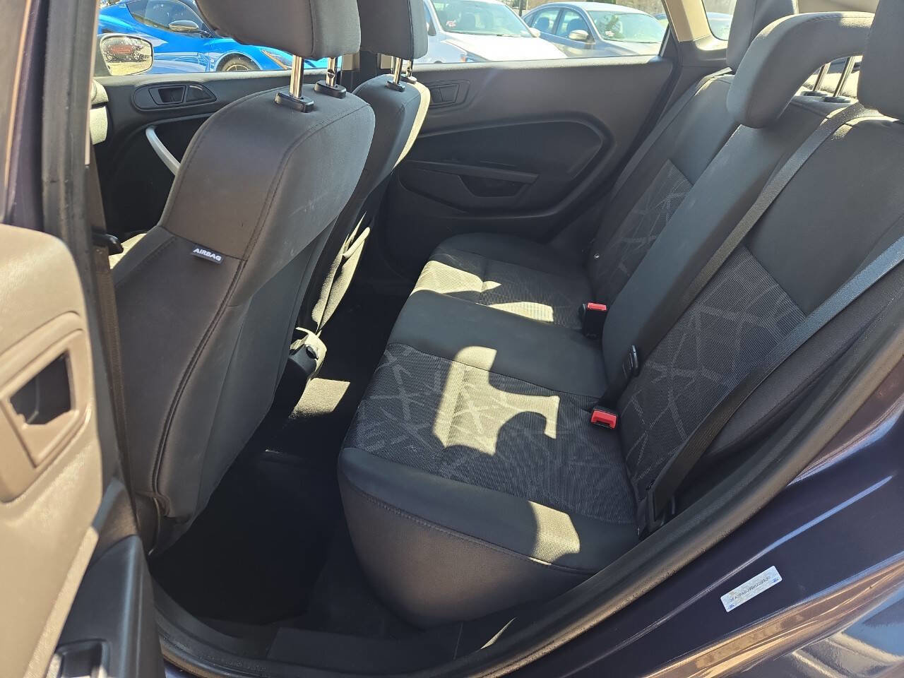 Used 2013 Ford Fiesta SE FWD image 16