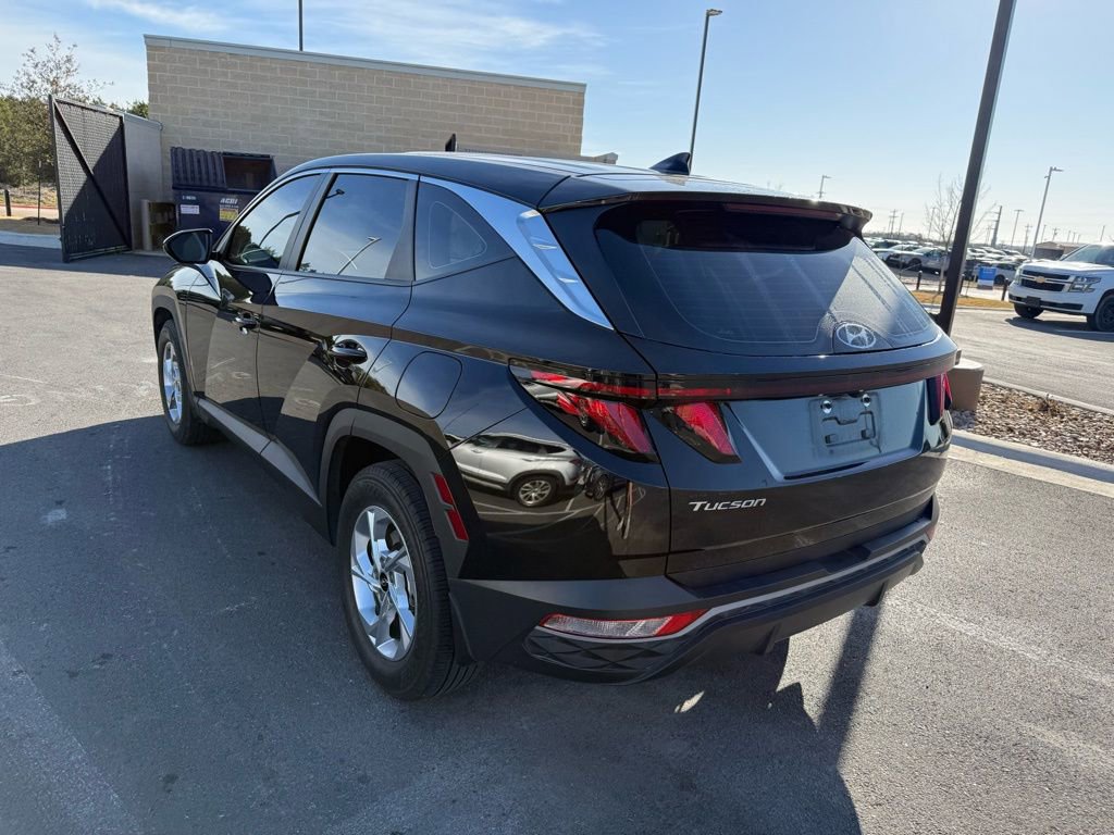 Certified 2023 Hyundai Tucson SE image 6
