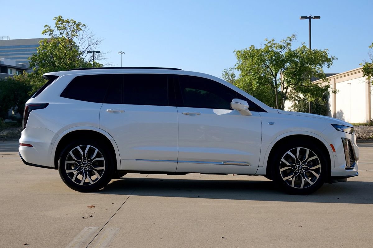 Used 2021 Cadillac XT6 Sport image 14