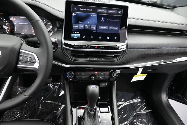 New 2026 Jeep Compass Limited AWD/4WD image 12