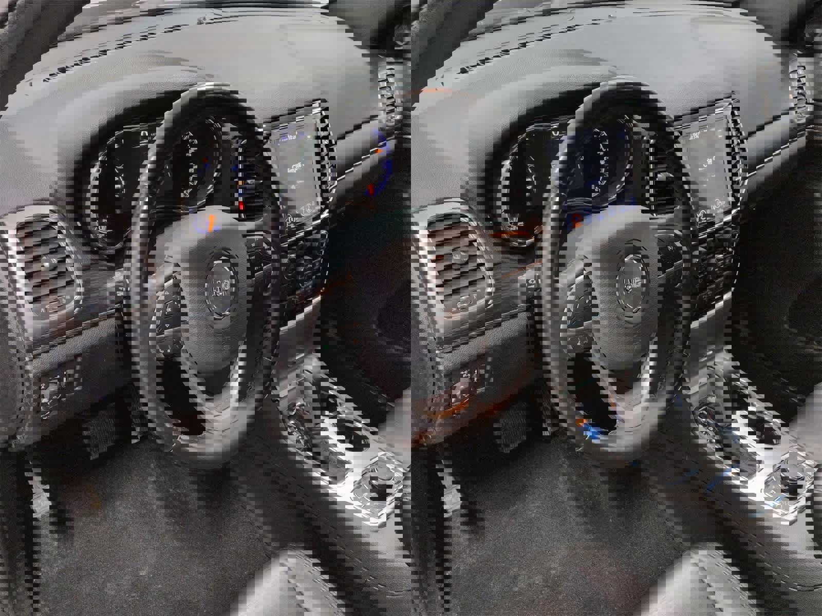 Certified 2020 Jeep Grand Cherokee Limited image 10