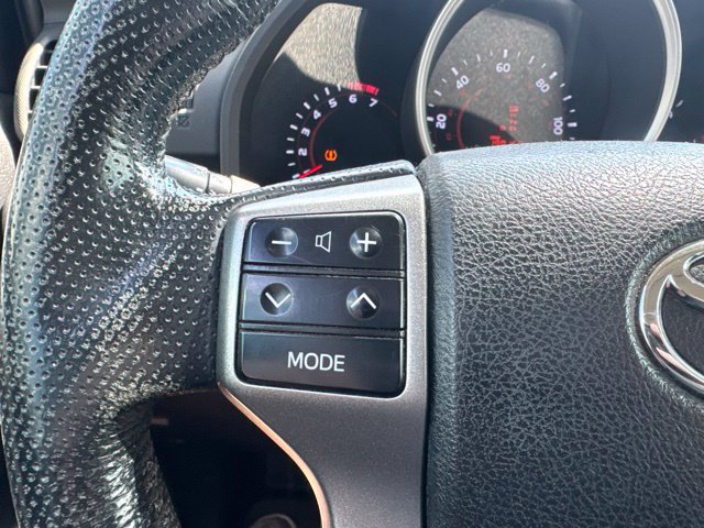 Used 2011 Toyota 4Runner Limited AWD/4WD image 21