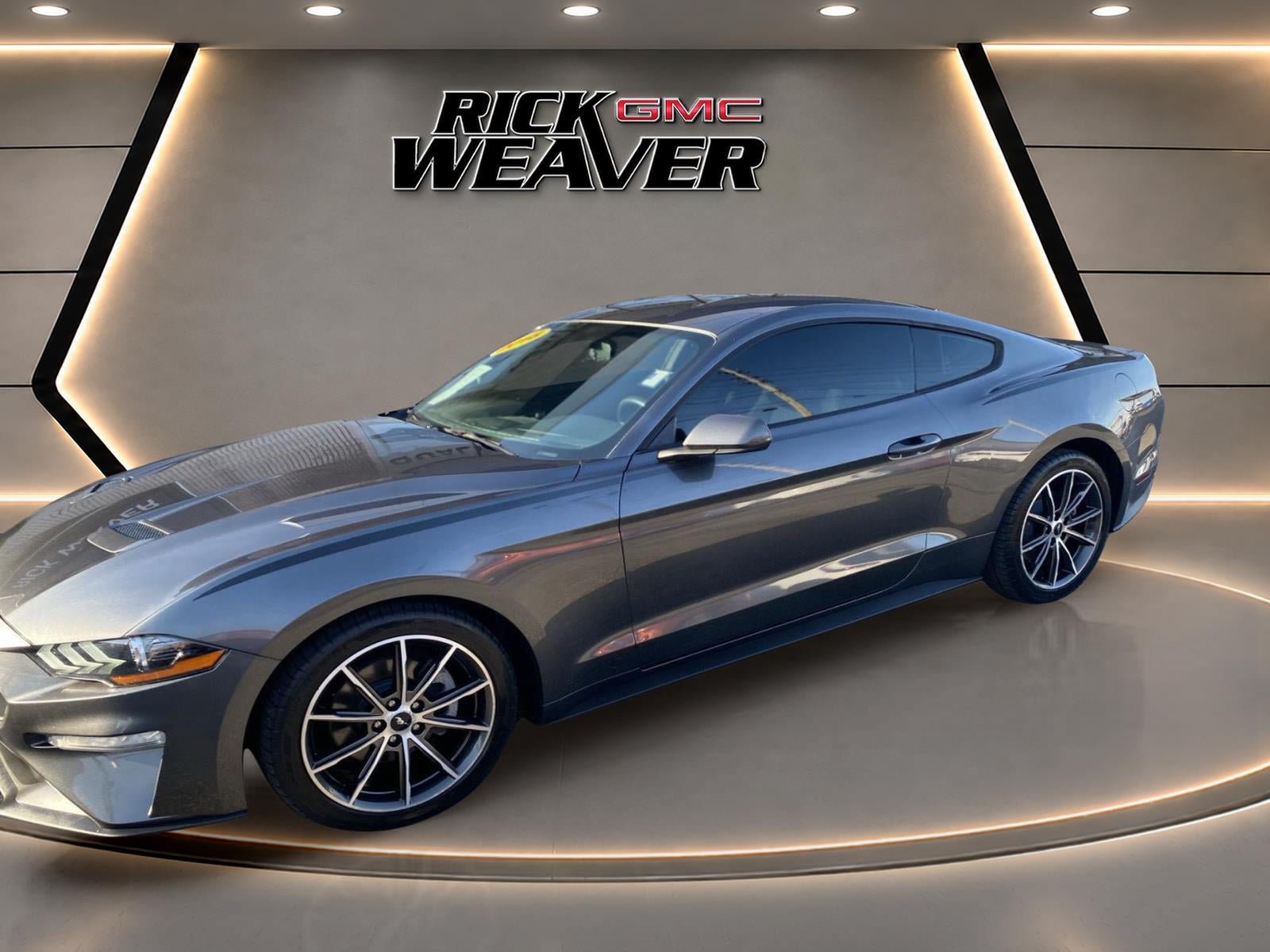 Used 2018 Ford Mustang Coupe w/ Wheel & Stripe Package RWD image 4