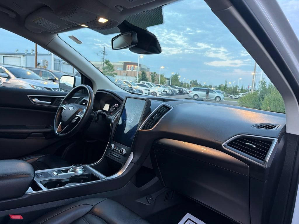Used 2024 Ford Edge SEL AWD/4WD image 12
