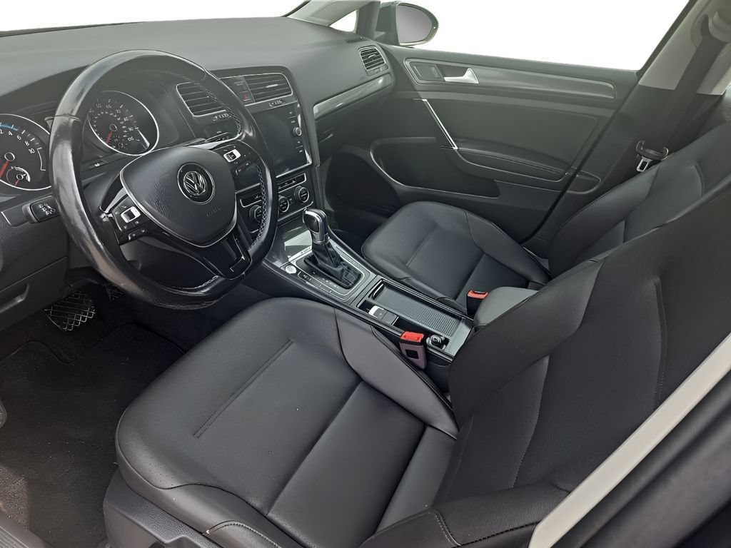 Used 2018 Volkswagen e-Golf SEL FWD image 21