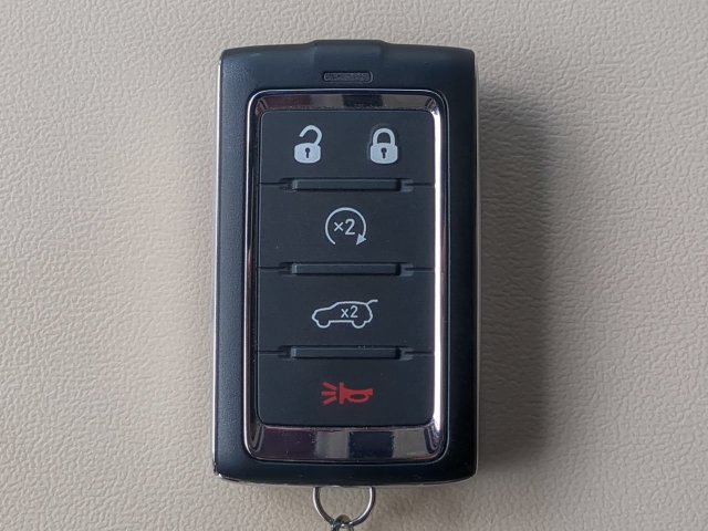 Certified 2025 Jeep Grand Cherokee Limited 4xe AWD/4WD image 38
