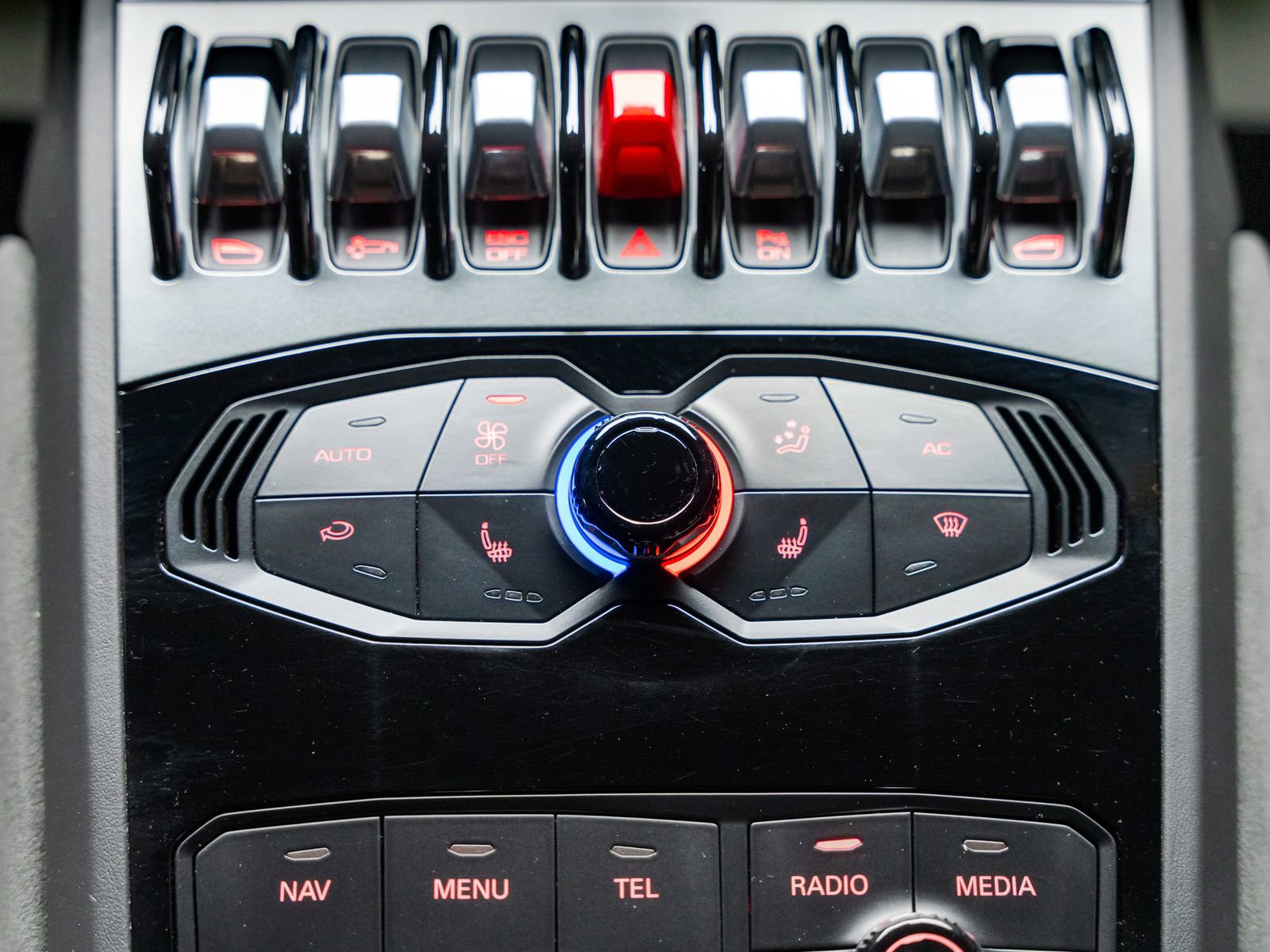 Used 2016 Lamborghini Huracan LP 610-4 AWD/4WD image 64