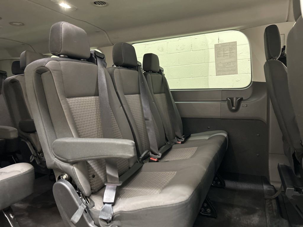 Used 2024 Ford Transit 350 XLT image 9