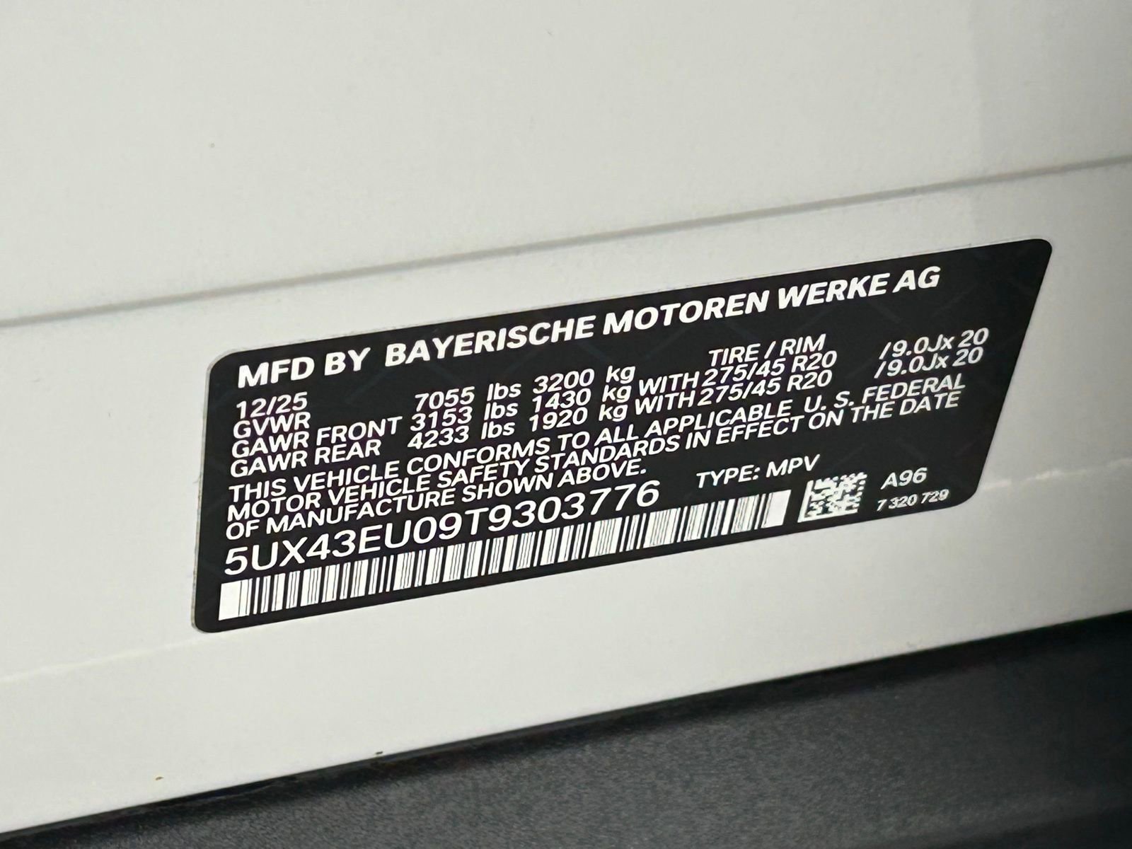 Used 2026 BMW X5 xDrive50e w/ Premium Package image 32