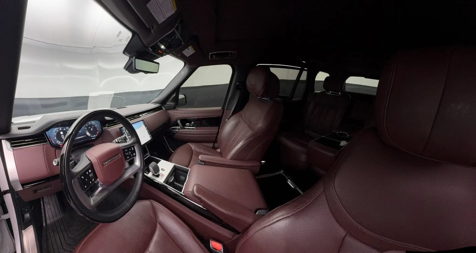 Used 2024 Land Rover Range Rover Long Wheelbase Autobiography AWD/4WD image 55