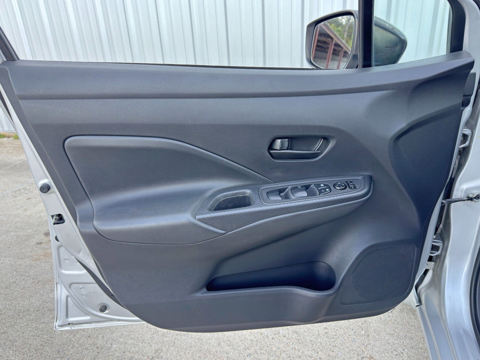 Used 2020 Nissan Versa S image 34