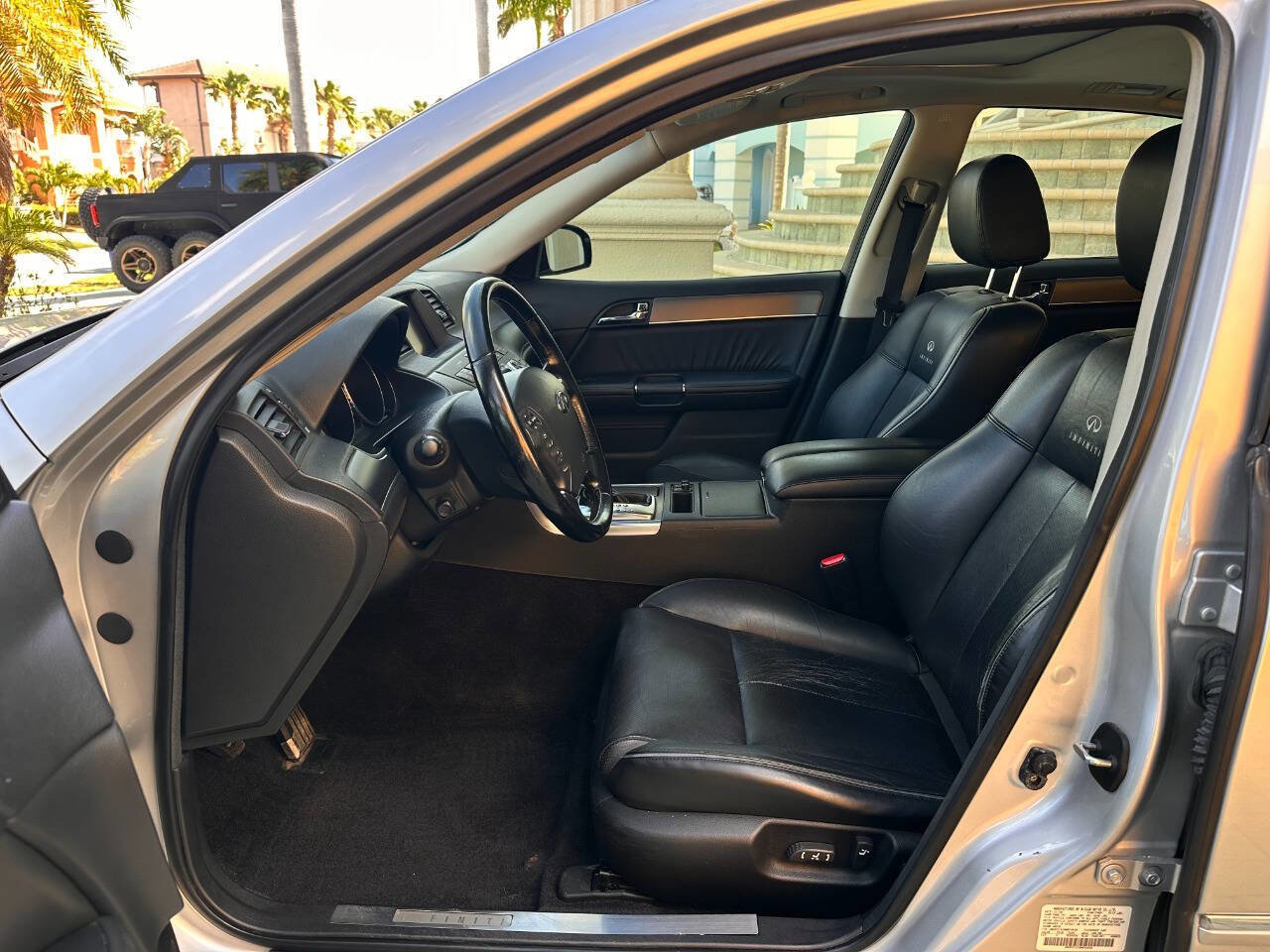 Used 2008 INFINITI M45 w/ Technology Pkg RWD image 22