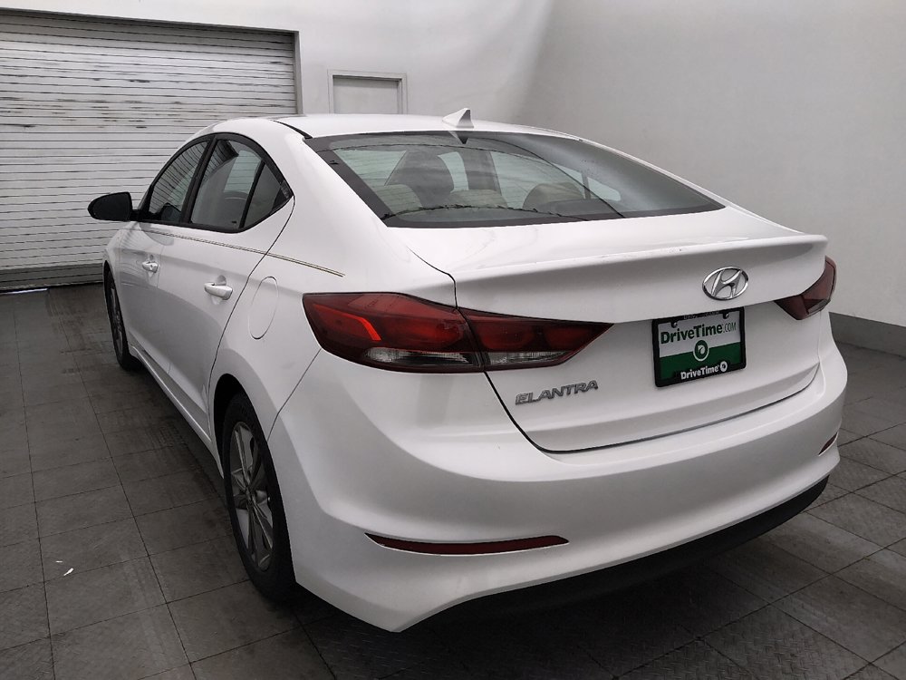 Used 2018 Hyundai Elantra SEL w/ Cargo Package FWD image 5