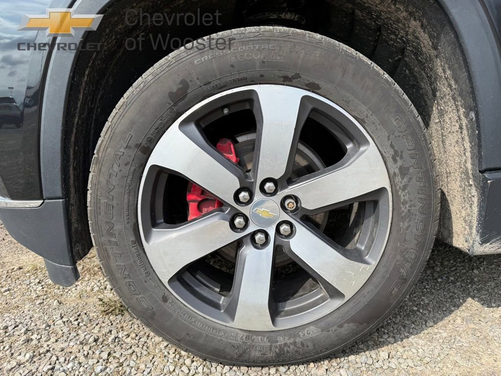 Used 2021 Chevrolet Traverse LT w/ LT Premium Package image 9