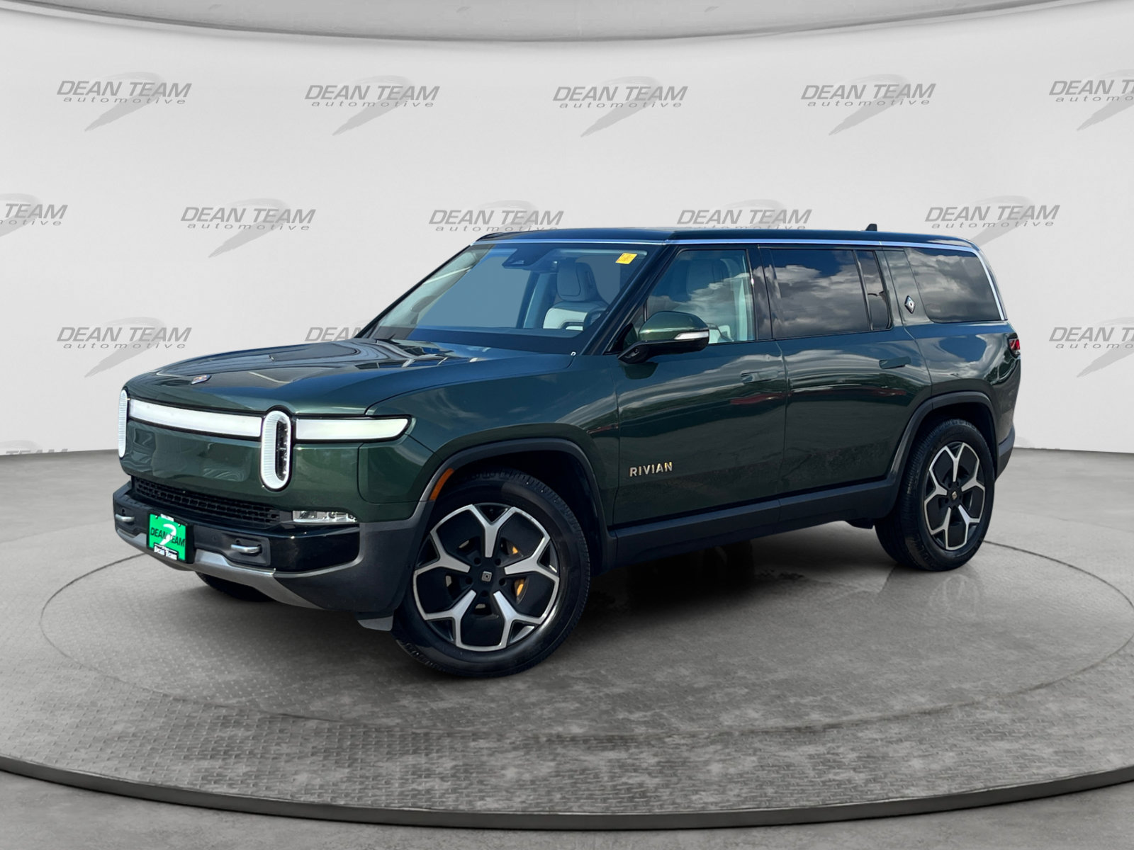Used 2023 Rivian R1S Adventure Quad AWD/4WD image 3