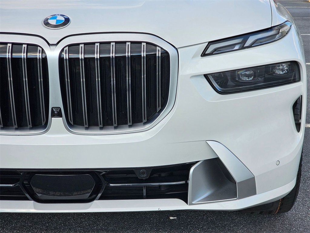 Used 2025 BMW X7 xDrive40i image 9