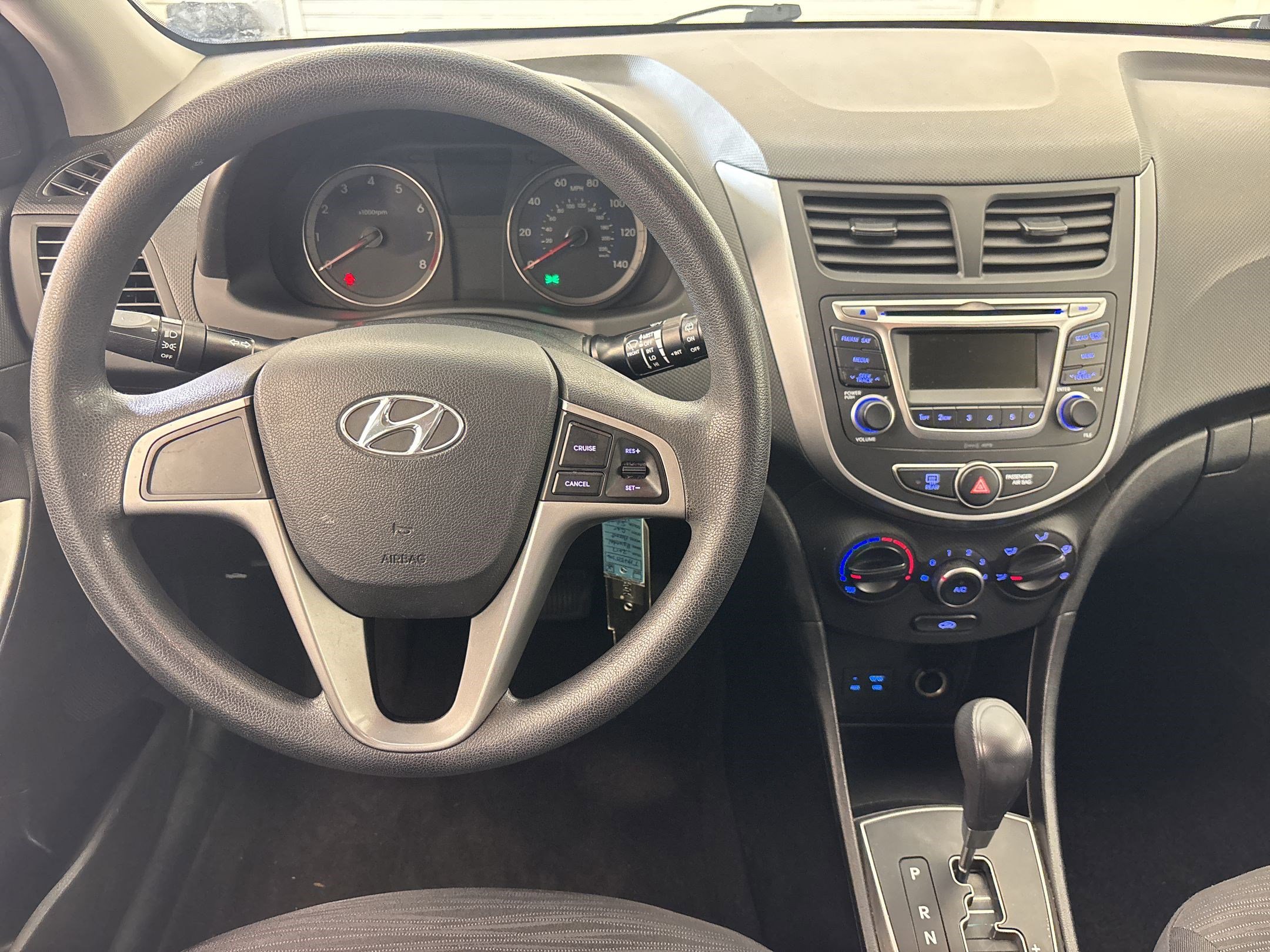 Used 2017 Hyundai Accent SE FWD image 28