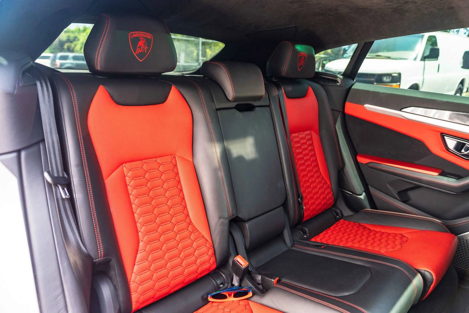 Used 2020 Lamborghini Urus AWD/4WD image 27