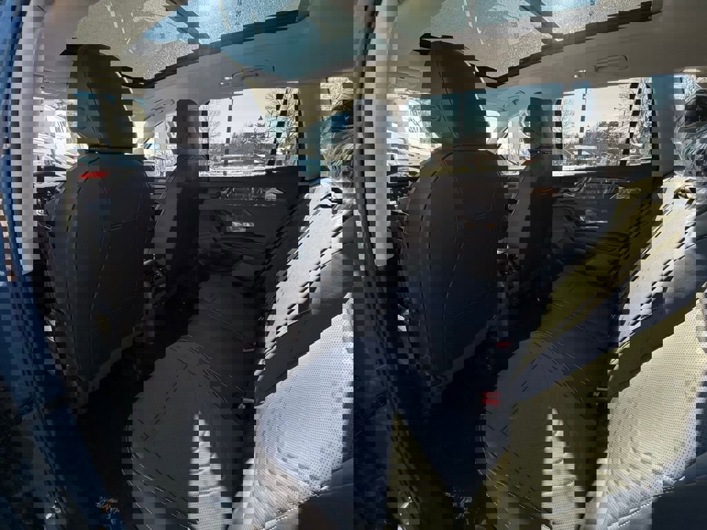 New 2026 Volkswagen Tiguan SE image 28