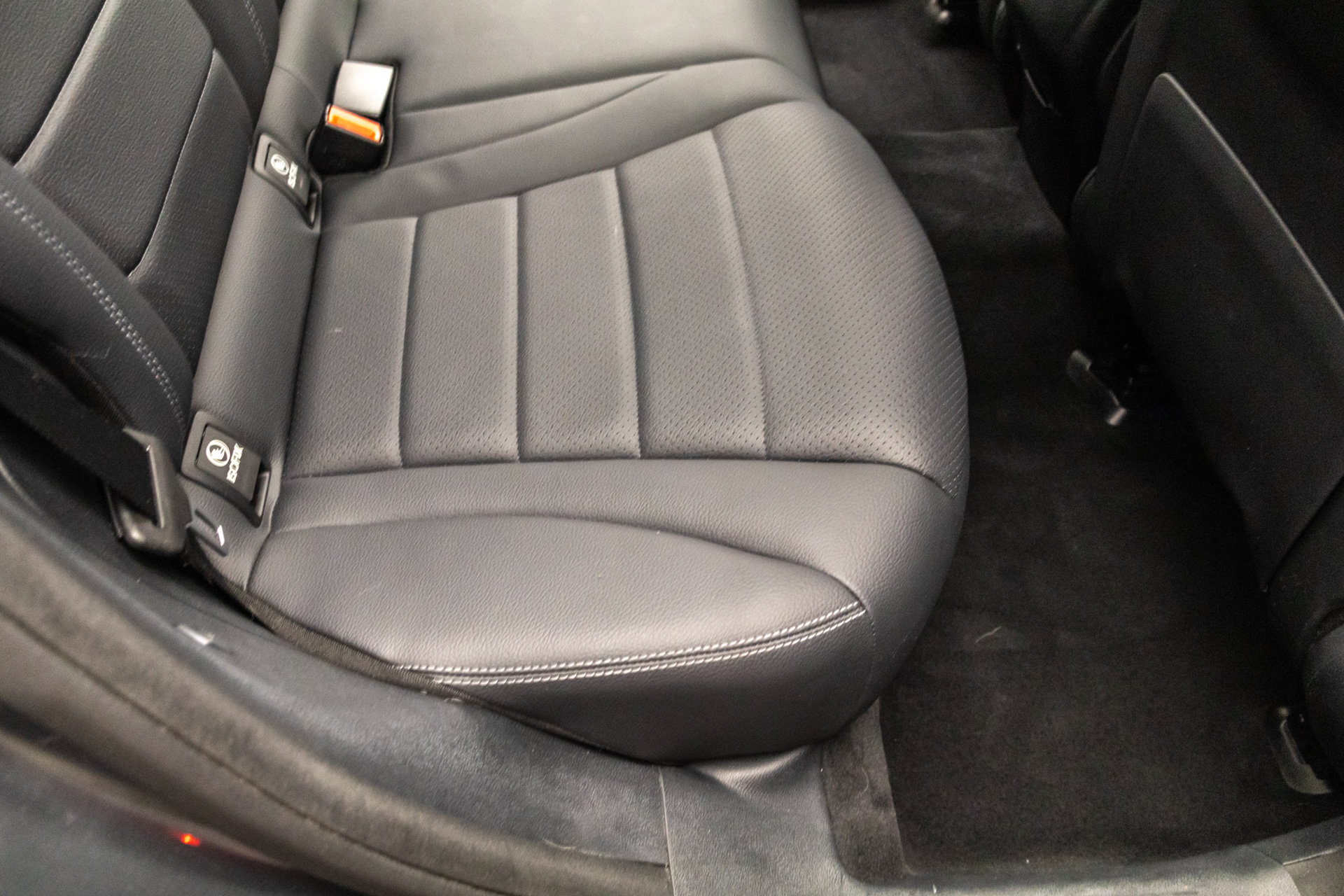 Used 2017 Mercedes-Benz GLC 300 4MATIC image 35