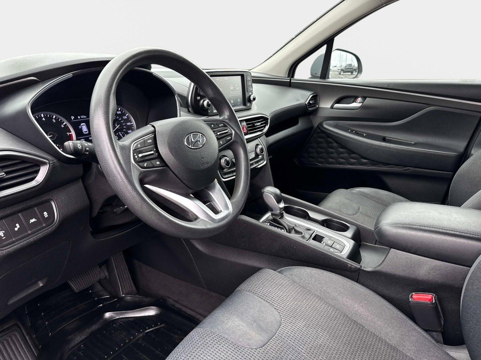 Used 2019 Hyundai Santa Fe SE FWD image 32