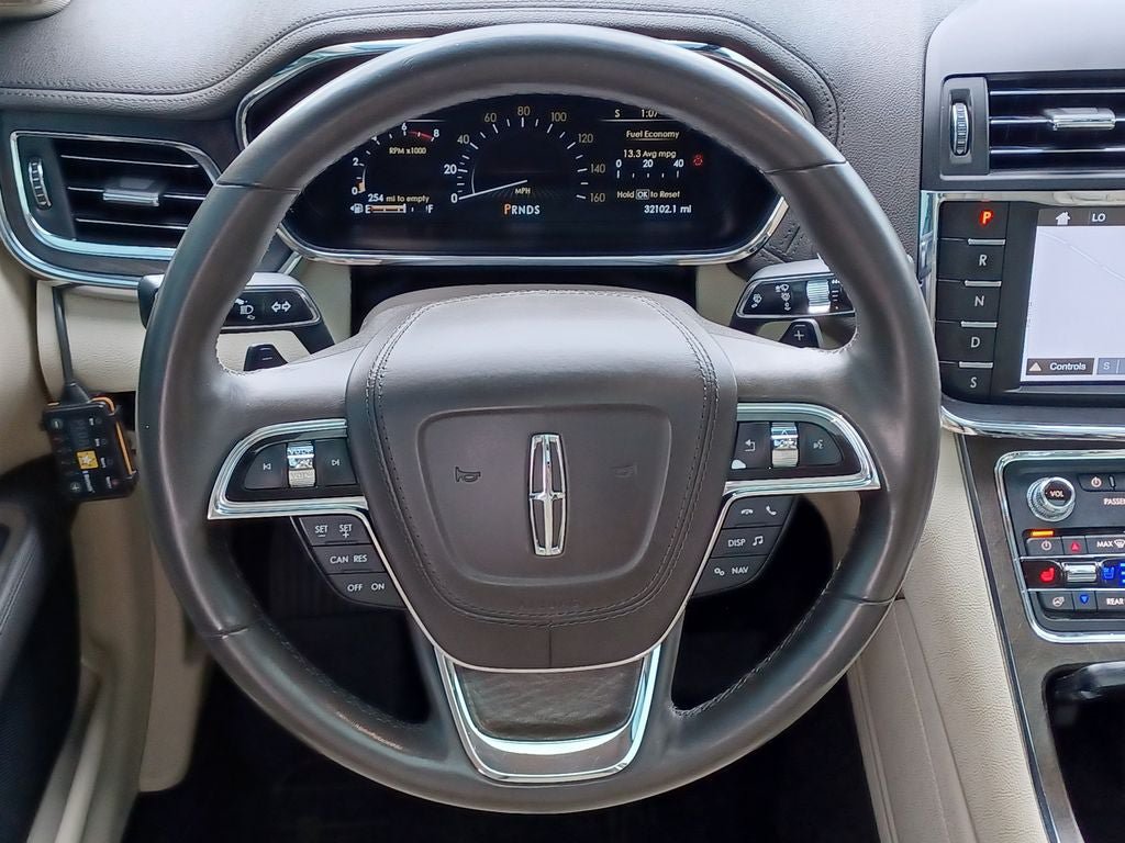 Used 2017 Lincoln Continental Reserve w/ Climate Package AWD/4WD image 27