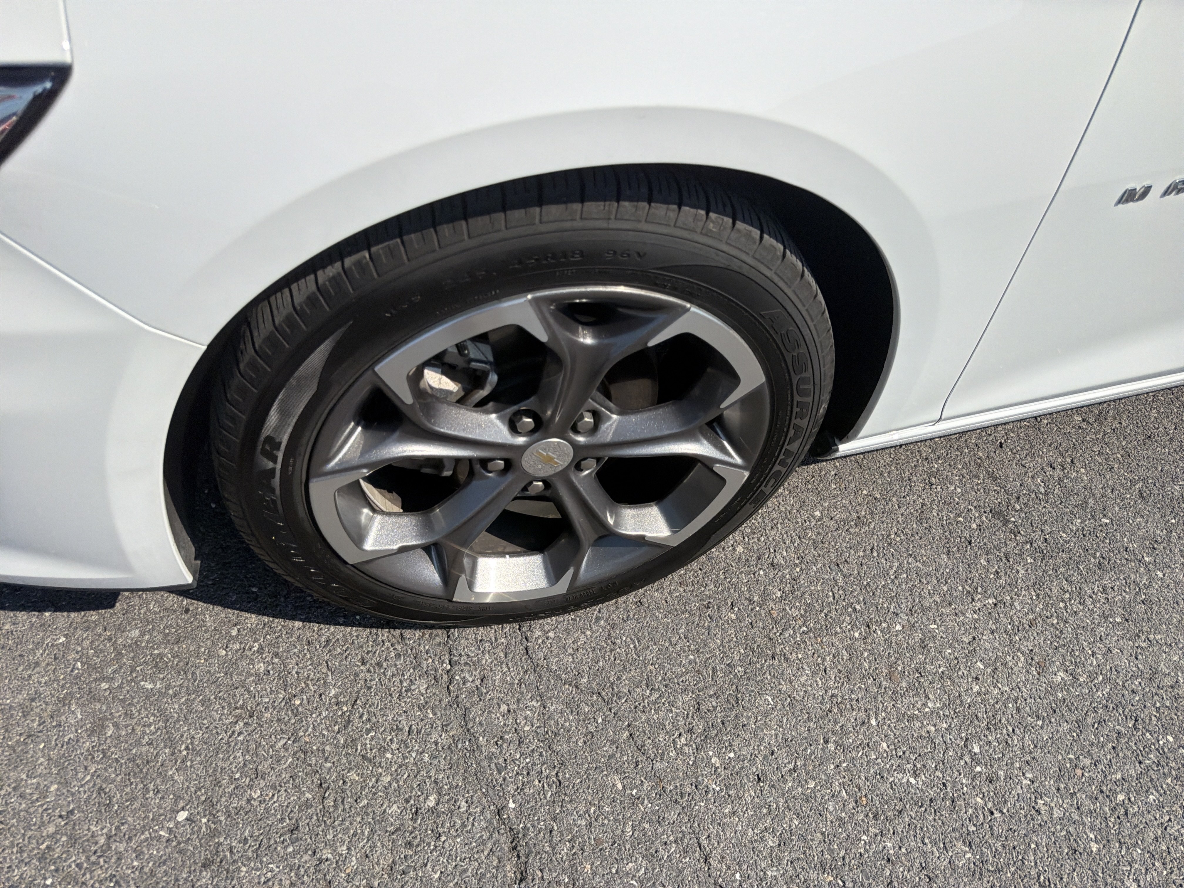 Used 2024 Chevrolet Malibu LT FWD image 11