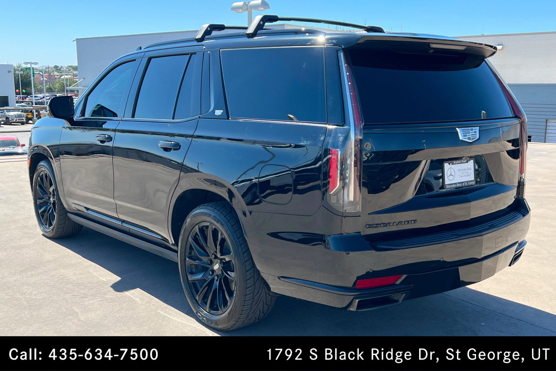 Used 2022 Cadillac Escalade Sport w/ Touring Package AWD/4WD image 3