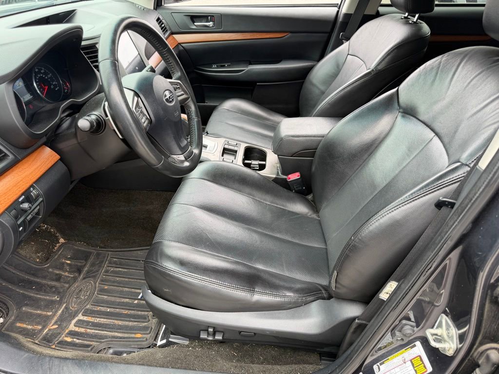 Used 2013 Subaru Outback 2.5i Limited AWD/4WD image 24