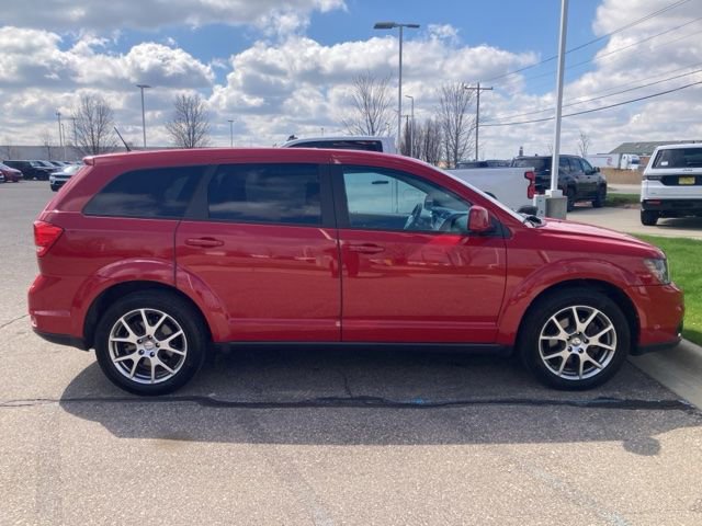 Used 2017 Dodge Journey GT w/ Driver Convenience Group FWD image 2