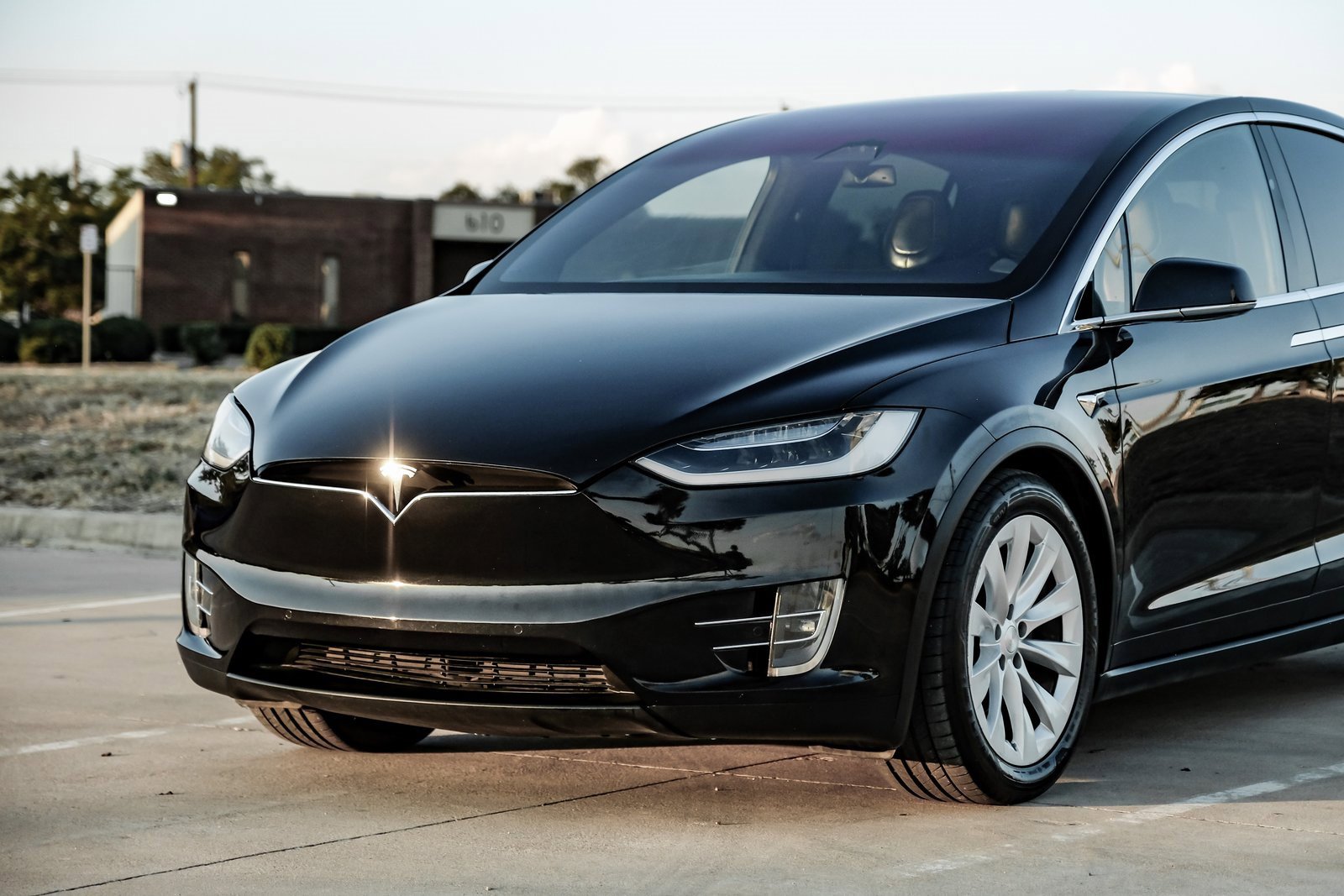 Used 2017 Tesla Model X 75D image 8