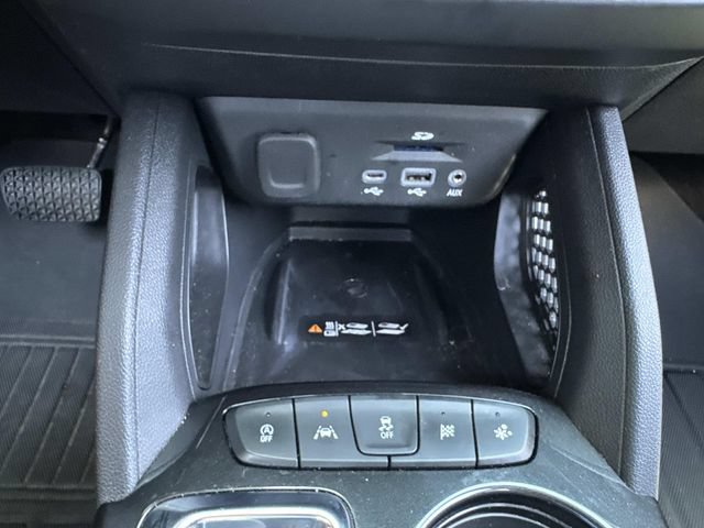 Used 2023 Chevrolet TrailBlazer RS w/ Sun and Liftgate Package FWD image 24